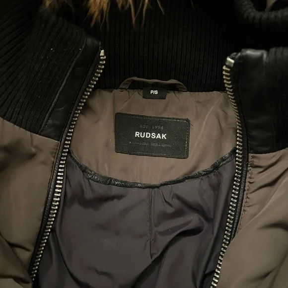 BROWN RUDSAK JACKET 🤎 - Picture 3 of 6